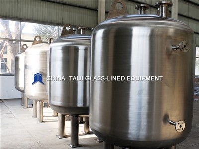 Materiali niso na voljo za opremo s steklenimi oblogami